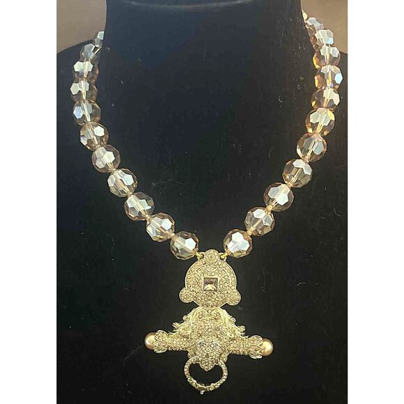 Heidi Daus "Lion Doorknocker" Crystal & Simulated Pearl Beaded Necklace-Topaz - Picture 2 of 5